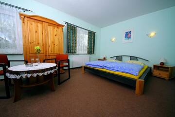 Фото номера Двухместный номер с 1 кроватью Мини-отель Restaurant &amp; Hostel "Broadway" г. Kliniska 19